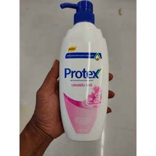 Protex โพรเทคส์ บลอสซัม แคร์ 450 มล ให้ผิวนุ่มชุ่มชื่น   Protex Protects Blossom Care 450 ml.