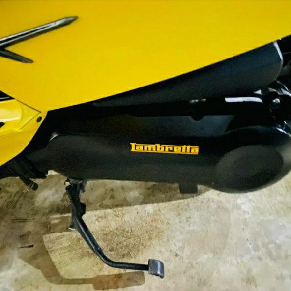 ฮิต!! สติกเกอร์​​กันความร้อน​ สะท้อนแสง Lambretta สำหรับติดแคร้ง แลมเบรตต้า​ หล่อ​ เด่น​ สีสวย​ มีหลายสี​ : Pocenti​