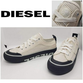 ของแท้..DIESEL รองเท้าชิคๆ รุ่นใหม่ พื้นนุ่มค่ะ สี STAR WHITE ขาวมุกๆ