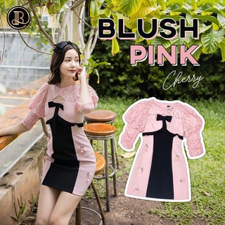 🦩🌸Blush Pink BLT Brand: ผ้าลูกไม้ที่แขนตุ๊กตาต่อแขนรูด คอกลม ติดโบว์กลางอก