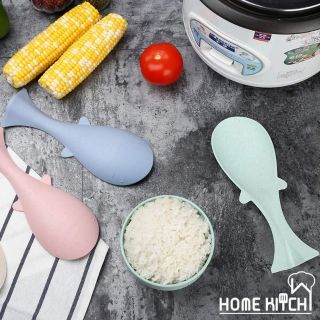 [ ทัพพีปลาวาฬ ] Homekitch ทัพพี ทัพพีตักข้าว ที่ตักข้าว ช้อนตักข้าว ทำจากฟางข้าวสาลี