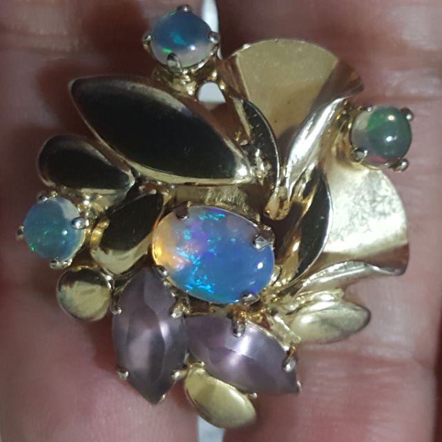 แหวนเก่าเก็บน่าสะสม โอปอลแท้ คริสตัลเชค (Natural opal ring)