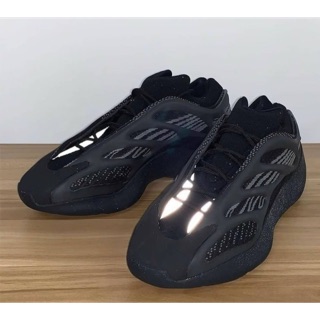 Adidas_Yeezy Boost700 V3 Azael