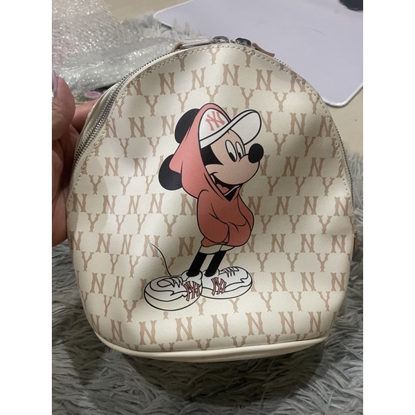 MLB กระเป๋าเป้สะพายแท้มือ 1