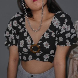 เสื้อคอวี แขนตุ๊กตา ลายดอกเดซี่