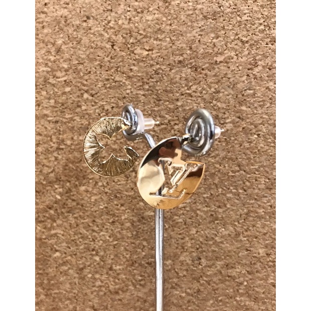 ต่างหูLV ต่างหูหลุยส์