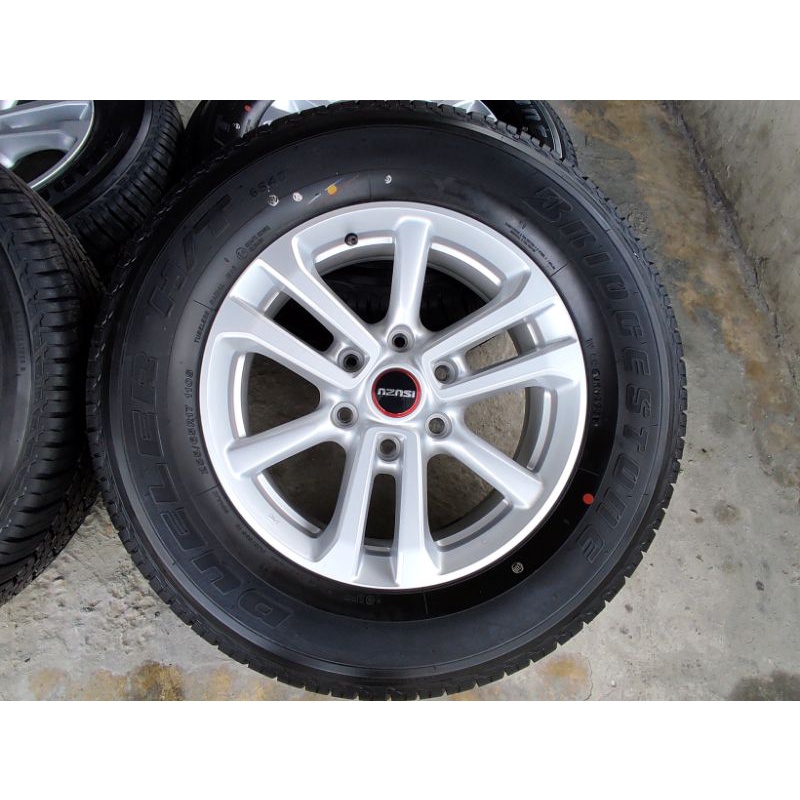 แม็กพร้อมยาง isuzu ขอบ17 ปี 2021 ถอดป้ายแดงยังไม่ได้ใช้งาน