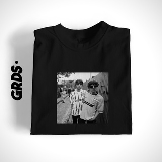 Oasis MANCHESTER CITY เสื้อยืดคอกลม ฟรีสติกเกอร์สามารถปรับแต่งได้