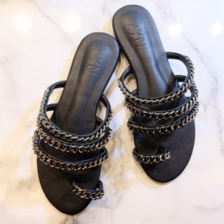 ซินสตูดิโอ : ZYN STUDIO COCO SANDALS BLACK