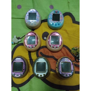 tamagotchi จอสี แท้ เล่นได้ปกติ