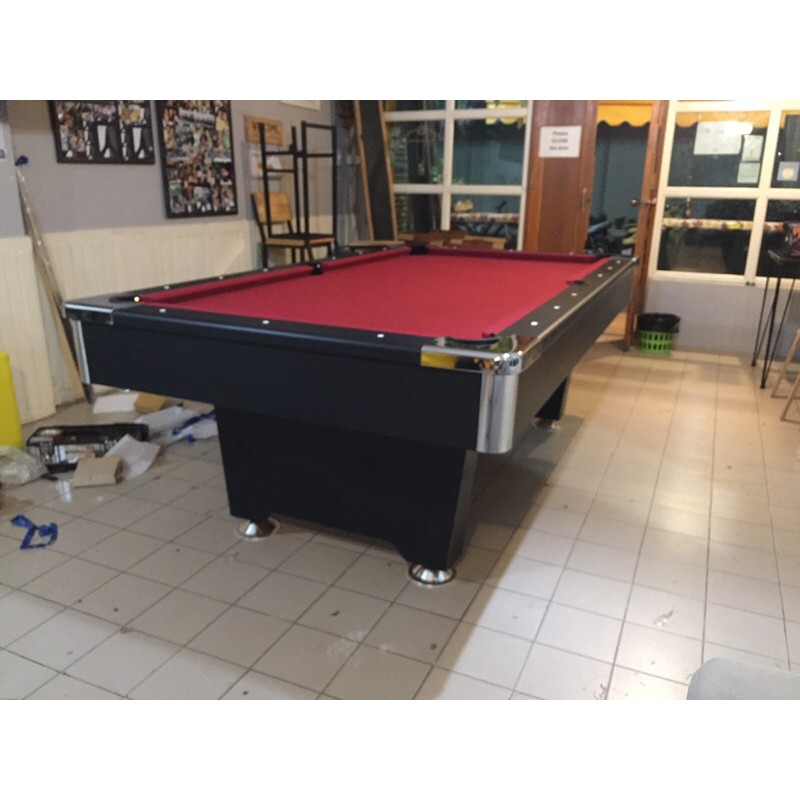 โต๊ะพูล7ฟุต พร้อมอุปกรณ์มาตราฐานครบชุด 7 foot pool table