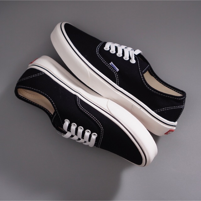 V*ns ของแท้ 44 DX ANAHEIM FACTORY สีดําสีขาว PK