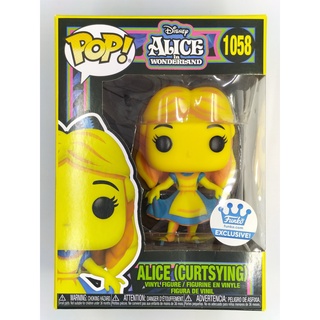 Funko Pop Disney Alice In Wonderland - Alice [ Curtsying / Black Light ] : 1058