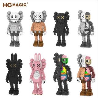 mega toys ตัวต่อนาโน​ KAWS​ (1300-1500​ ชิ้น)​ HC​ no.1634 no.1635 no.1636 no.1637no.1638 no.1639 no.1640 no.1641