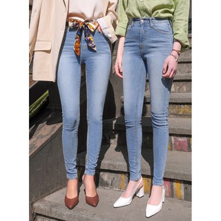 【pre-order】กางเกงยีนส์ chuu -5KG air long jeans vol.101