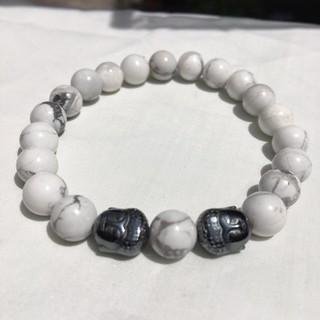 กำไลหินฮาวไลท์ (Howlite) กำไลหินนำโชค ขนาด 8 มิล (ใจเย็น และมีสติ) สร้อยข้อมือ