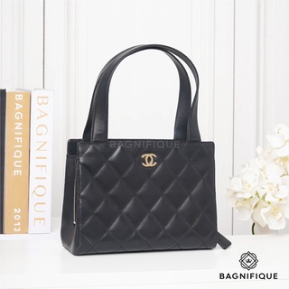 CHANEL MINI TOTE LAMB BLACK GHW