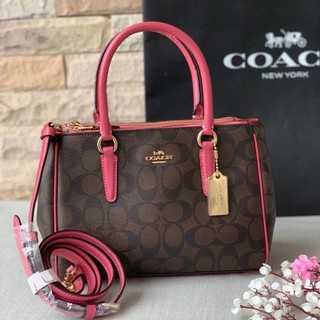 (ผ่อน0%) กระเป๋า Coach #F67027✨  Mini Carryall In signature Canvas ทรงปราด้า ลายซี สีแดง strawberry