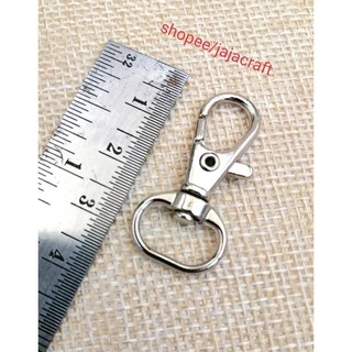 ตะขอคอหมาเกี่ยวหรือก้ามปู แพ็ค 10 ชิ้น สูง 3.2 cm. กว้าง 1.5 cm. ช่องสอดวัดด้านในกว้าง 1.2 cm.