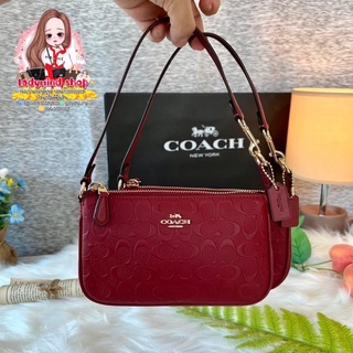 พร้อมส่ง🇹🇭 แท้💯 กระเป๋าสตางค์คล้องมือ COACH NOLITA 19 IN SIGNATURE LEATHER (IMCHE)