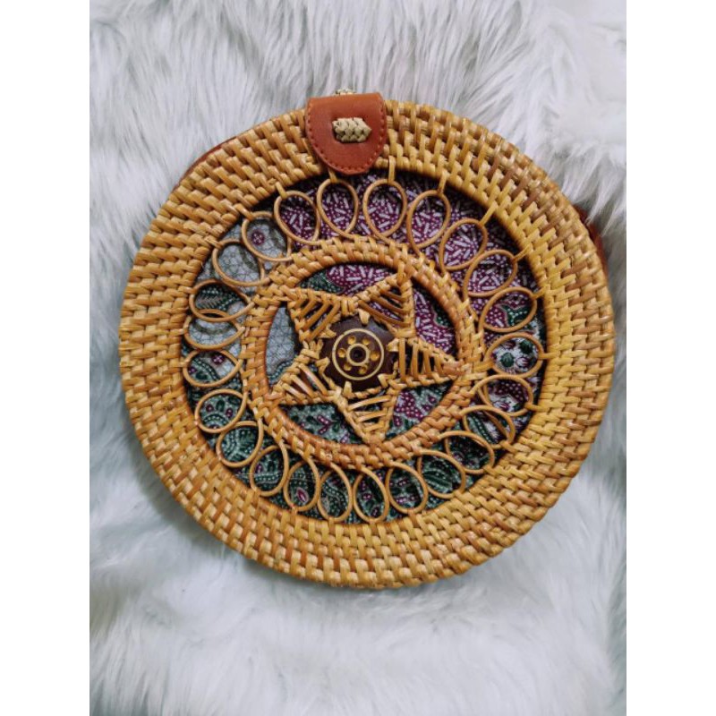 ใหม่ MOTIF RATTAN BAG 20 CM