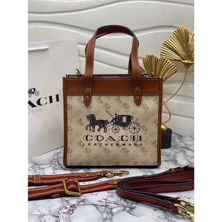 Coach Field Tote 22 With Horse And Carriage Print And Carriage Badge