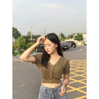 เสื้อไหมพรมทอ กระดุมหน้าคอวี น่ารัก
