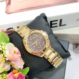 🌸 💕New coach watch gold tone หน้าปัดสีน้ำเงินเข้ม มี logo รถม้า และ C signature ของ coach 💕