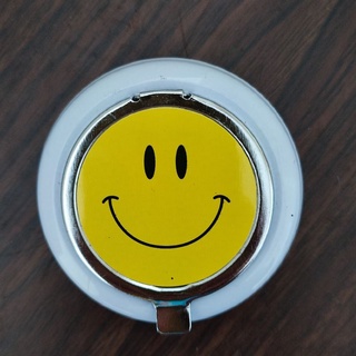 ตลับใส่ขี้บุหรี่ Smiley จากญี่ปุ่น มือสอง สภาพสวย