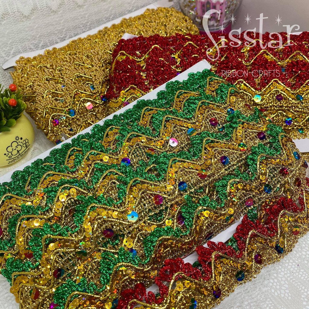 ลูกไม้ทอง ริบบิ้นลูกไม้ ริบบิ้นทอง ขนาด 4cm. 3 หลา