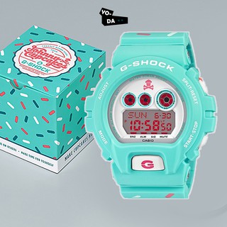 นาฬิกาข้อมือ Casio G-Shock รุ่น GD-X6900JC-3 JOHNNY CUPCAKES Limited Edition