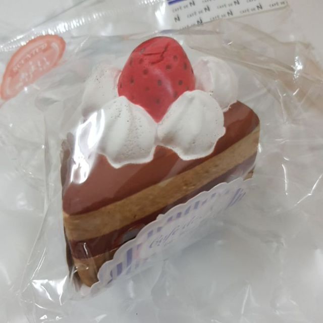 สกุชชี่ ช็อตเค้ก cafe DE N แท้ short cake squishy