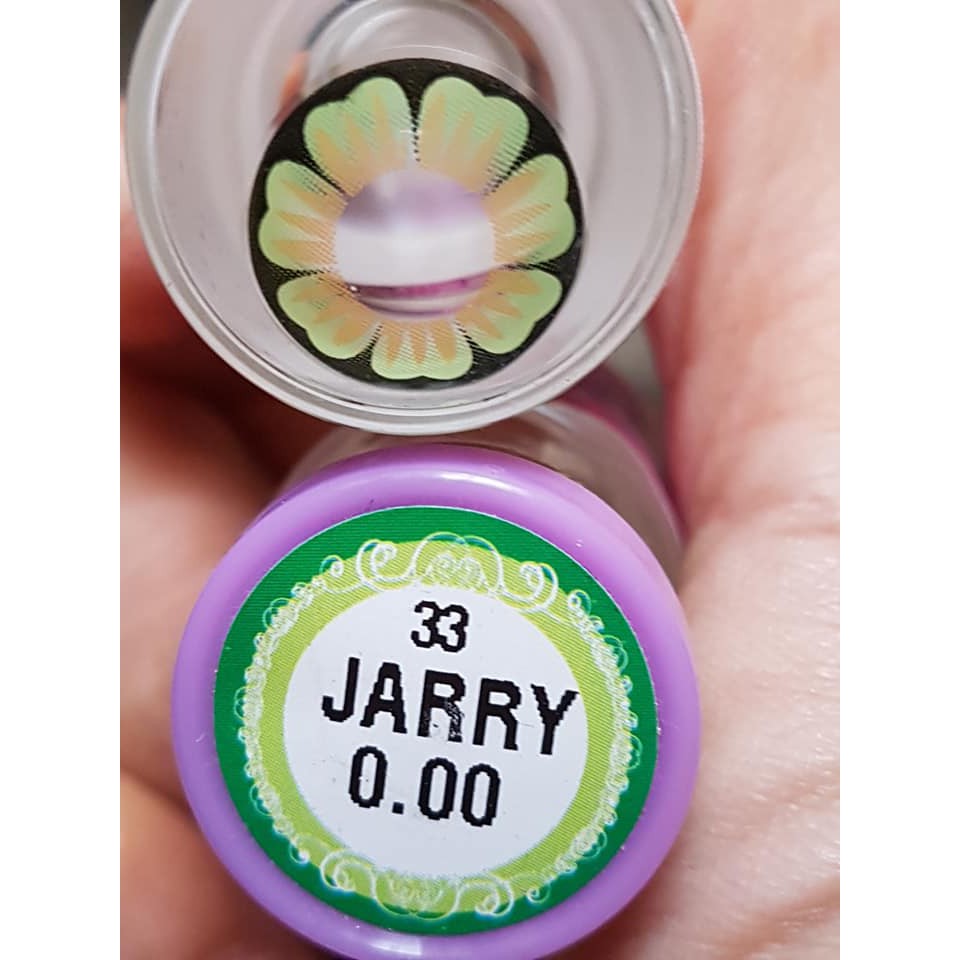คอนแทคเลนส์ รุ่น Jarry สีเขียว