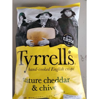 Tyrrells Cheddar Cheese มันฝรั่ง ทอดกรอบ ผสมเนยแข็งเชดดาร์ และ ต้นหอม ไทร์เรลส์ 150 กรัม