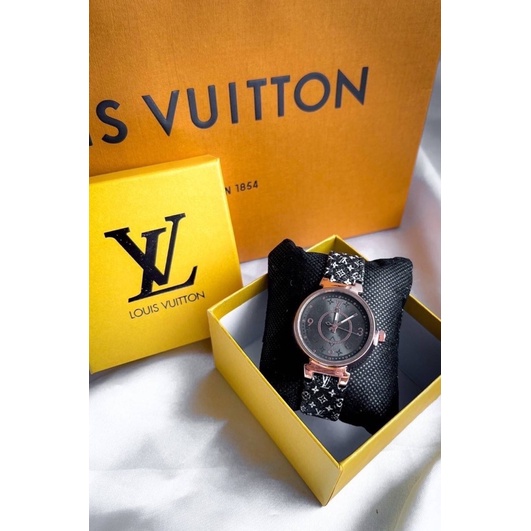 ✅#พร้อมส่ง นาฬิกา LV monogram สายหนัง
