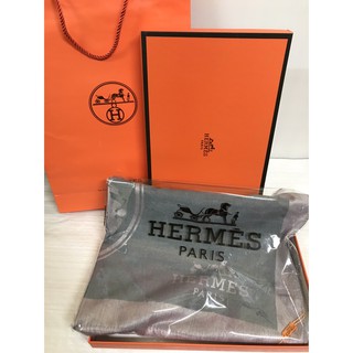 ผ้าพันคอ hermes 70*180 ( กล่องแบรนด์ + ถุงกระดาษแบรนด์ ) C-006