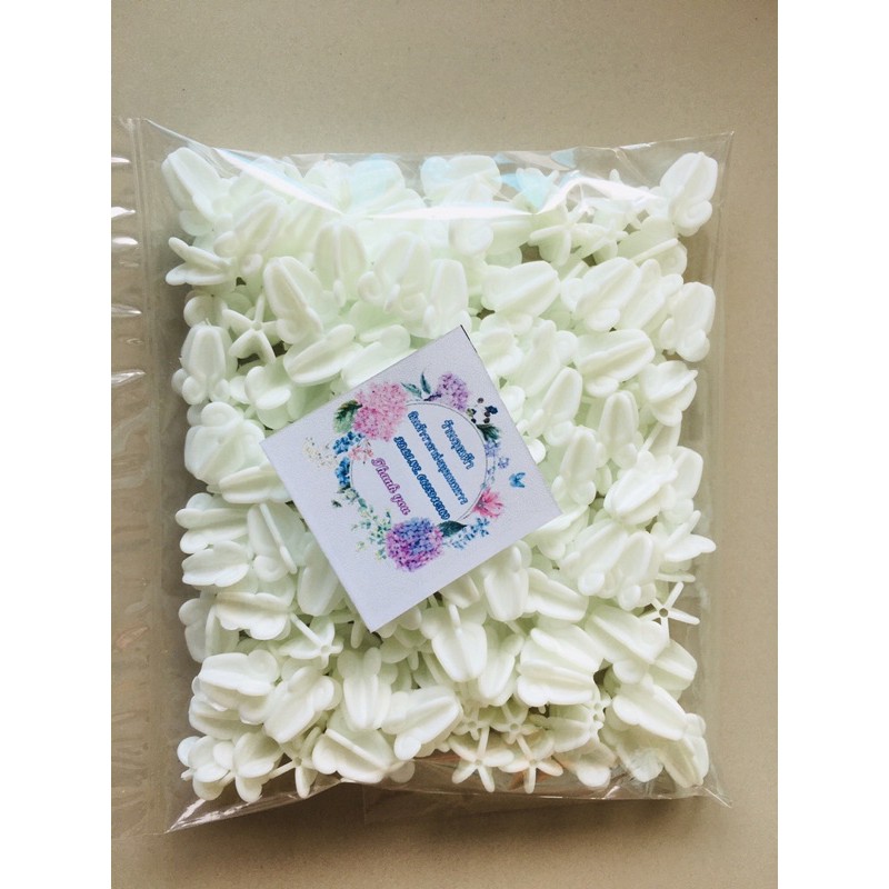 ดอกรักปลอม ดอกรักพลาสติก 100ดอก++ ดอกรักพลาสติก สีขาวนวล ถุงเล็ก ดอกรักอย่างดี สีเสมือนดอกจริงเลยจร้า