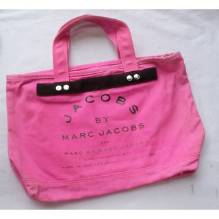 Marc Jacobs Tote Bag กว้าง 18.5 นิ้ว ยาว 12 นิ้ว สีบานเย็น มือสอง ของแท้