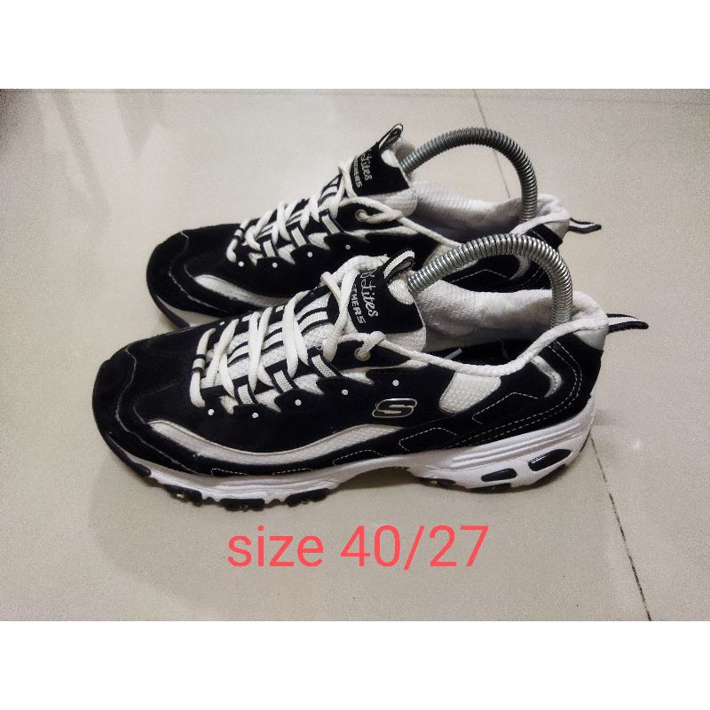 Skechers D'lites มือสอง