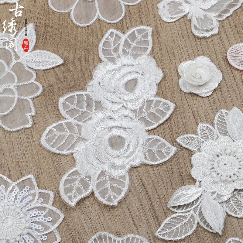 แผ่นสติกเกอร์ผ้าลูกไ