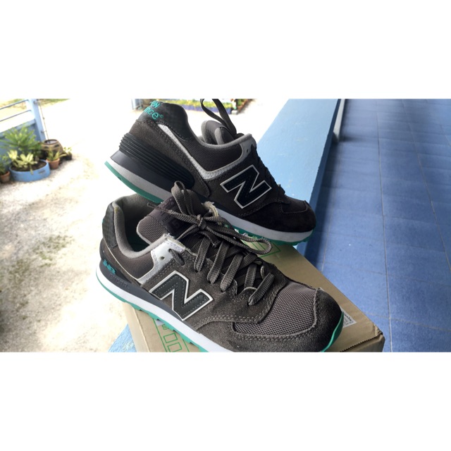 New Balance 574 มือสอง