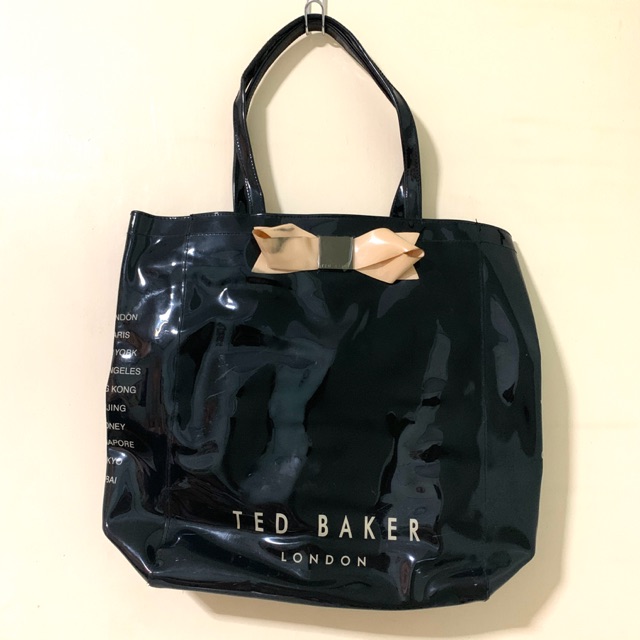 กระเป๋าสะพายข้าง Ted Baker shopper bag สีดำ ของแท้ มือสอง
