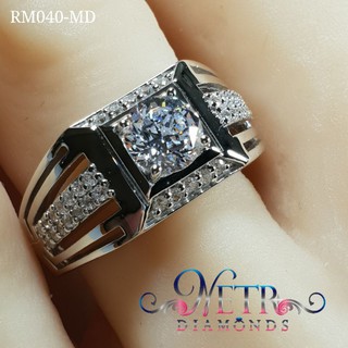 แหวนเพชร 1.2 กะรัต เจียระไน 100 เหลี่ยม เพชรเลียนแบบเพชรแท้ ทำจาก เพชร CZ, Cubic Zirconia หรือ เพชรโคลนนิ่ง ดีไซน์หรูหรา