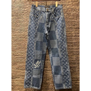 LOUIS VUITTON LV2 X NIGO GIANT DAMIER WAVES MONOGRAM MELTED DENIM JEANS กางเกงยีนส์ขายาว ทรงกระบอก หลุยส์ โมโนแกรม ตาราง