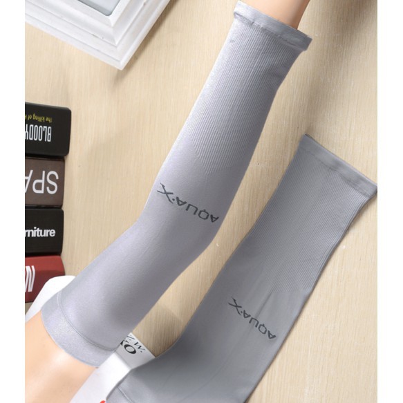 ชุดปลอกแขนกันแดด Aqua X 2 ชิ้น ถุงมือกันแดดเกาหลี 88242 CHEAP SUPERMARKET VP88