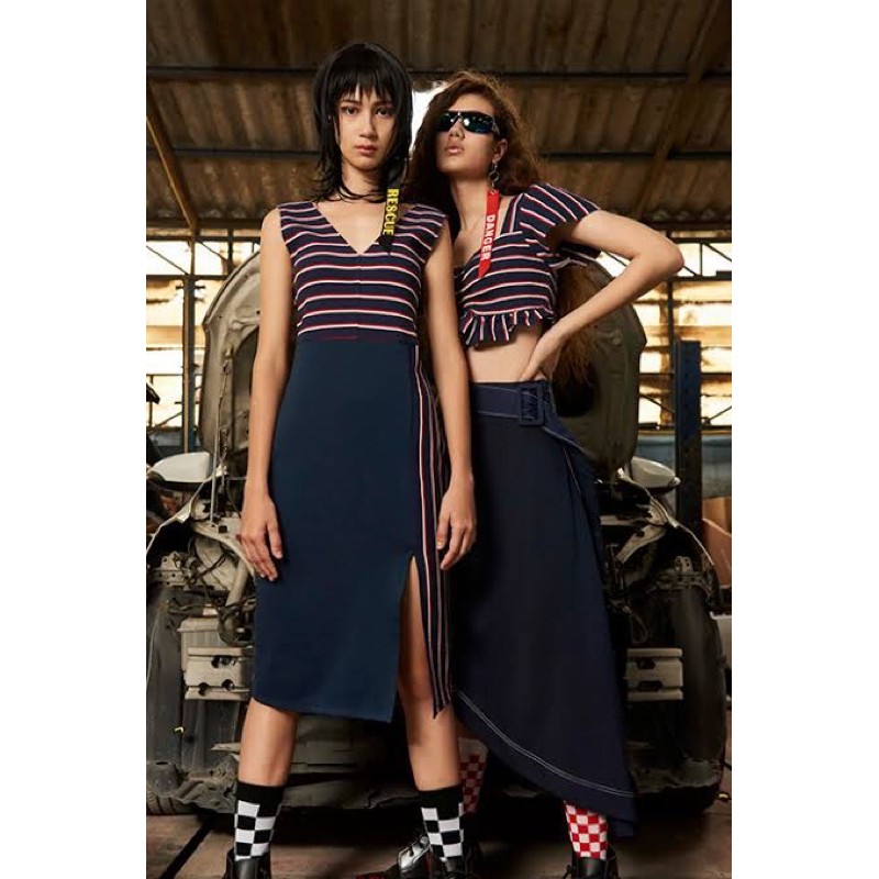 เสื้อครอปสั้น matter maker