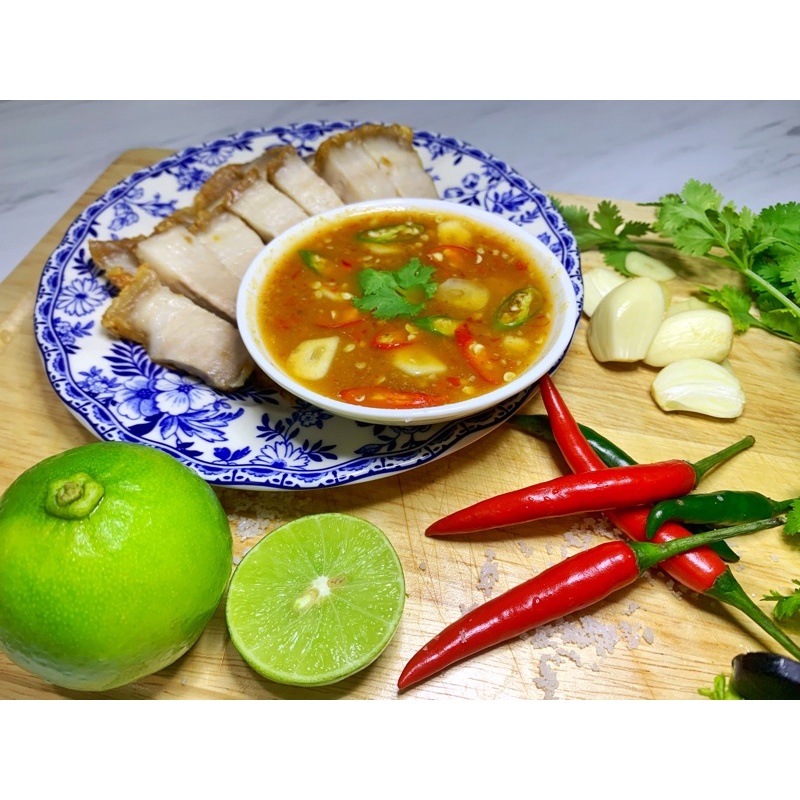 หมูกรอบ เนื้อฉ่ำ คีโตทานได้ ทอดน้ำมันหมู ไหว้ตรุษจีน ไหว้เจ้า แพ็คสูญญากาศ ไม่ใส่สารกันบูด ฟรี2น้ำจิ้ม - รูปที่ 6