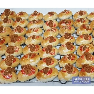 🔥ขนมเปี๊ยะบางกรวยไส้เค็ม (เต้าหู้ยี้) 🔥ขนมเปี๊ยะสูตรต้นรับที่หาทานยาก บรรจุถุุงละ 4 ชิ้น