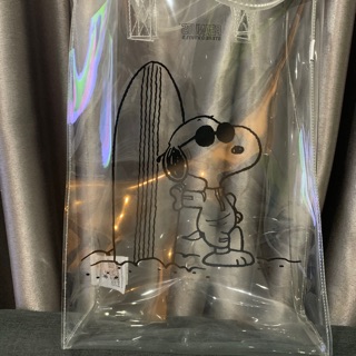 กระเป๋า snoopy ยี่ห้อ stereovinyls used 1ครั้ง สภาพดีมาก