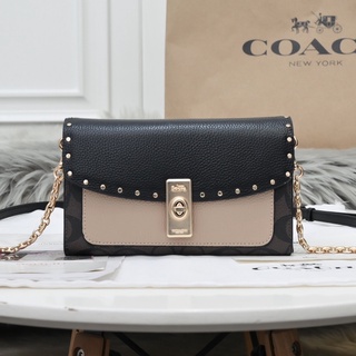 ของแท้ 💯%Coach Lane crossbody กระเป๋าสะพายโซ่ใหม่ (หลายชั้น) แฟชั่นกระเป๋าสะพายข้างผู้หญิง